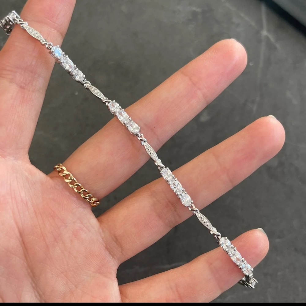 Sterling silver cubic zircona bracelet